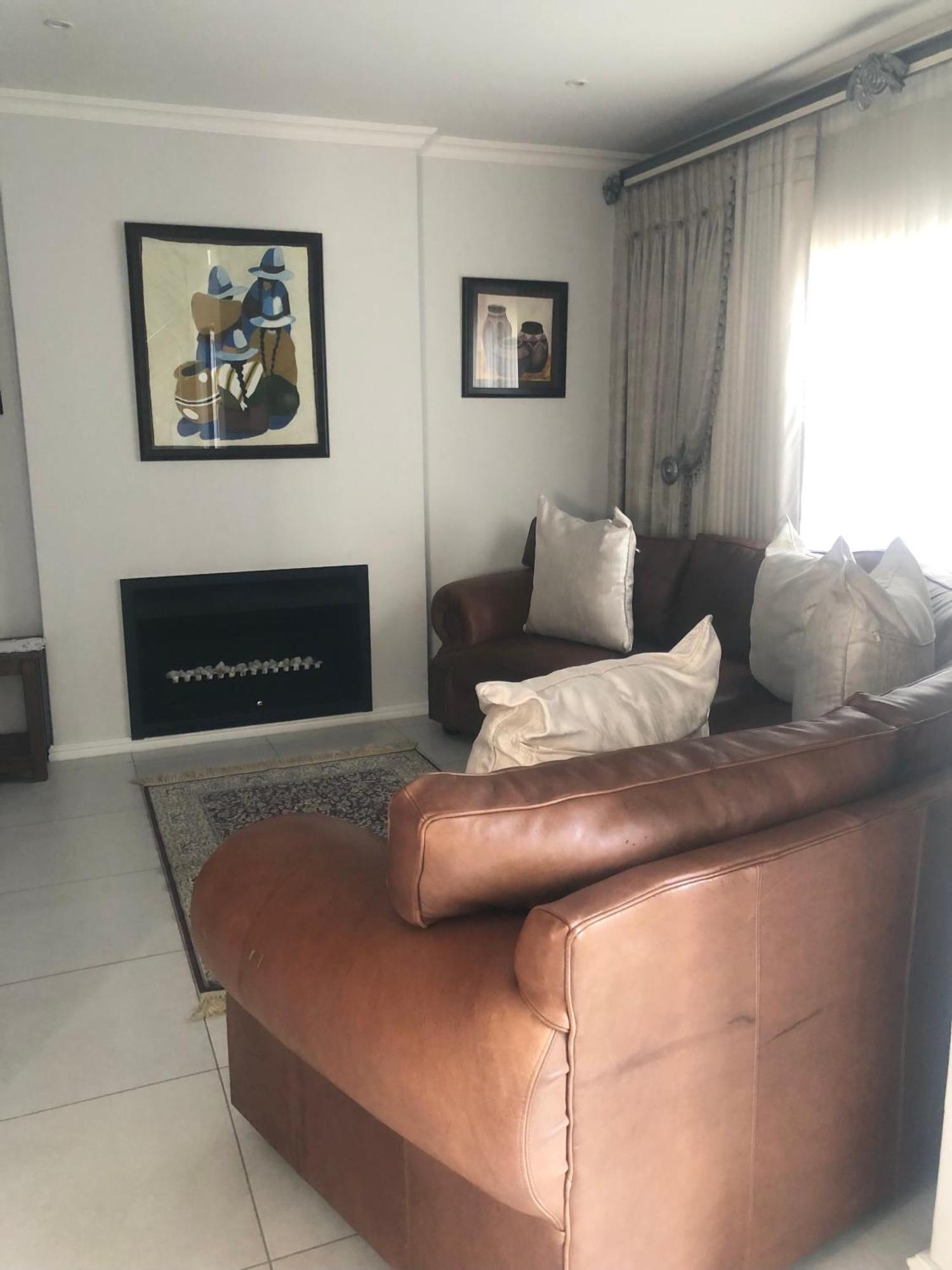 Holiday home Five Bedrooms Cape Town